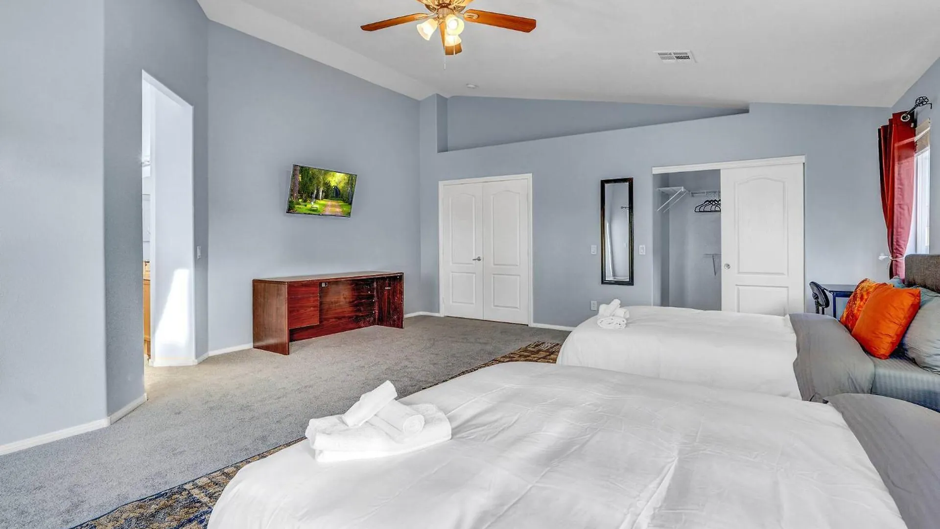 Private 2 Queen Bed Ensuite Bath Las Vegas 0*,  USA