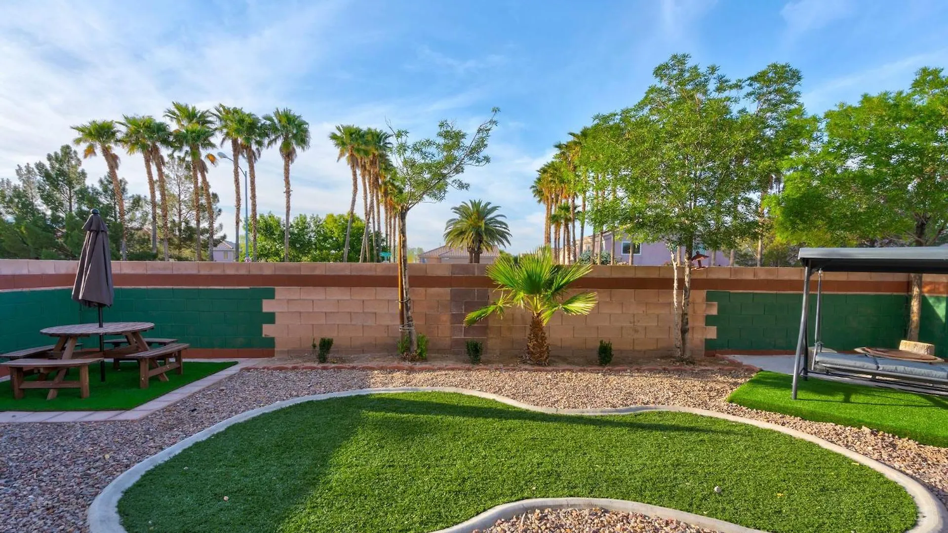 Private 2 Queen Bed Ensuite Bath Las Vegas